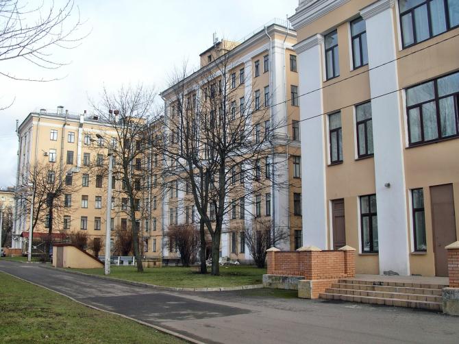 Saint Petersburg, Gastello st house 21А. Городская больница № 20